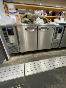 ホシザキ業務用テーブル形冷蔵庫